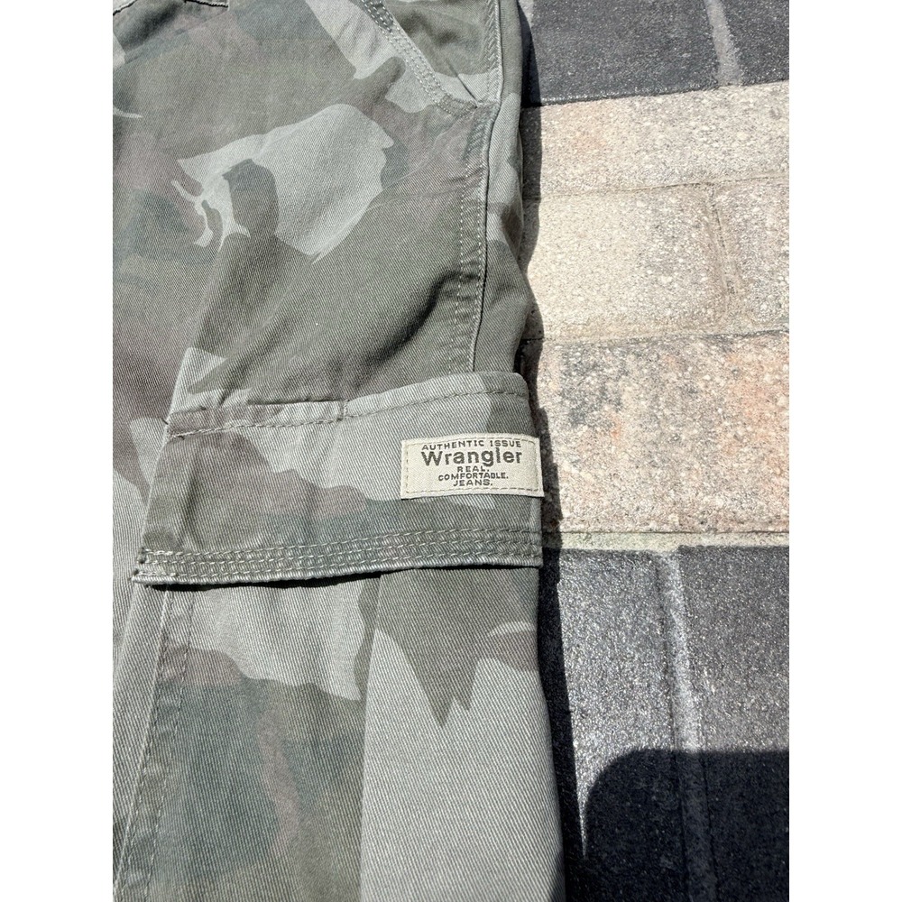 Wrangler Hero Cargo Pants Men's 40x32 Gray Camo Relaxed Fit Cotton Military NWT - Picture 4 of 5